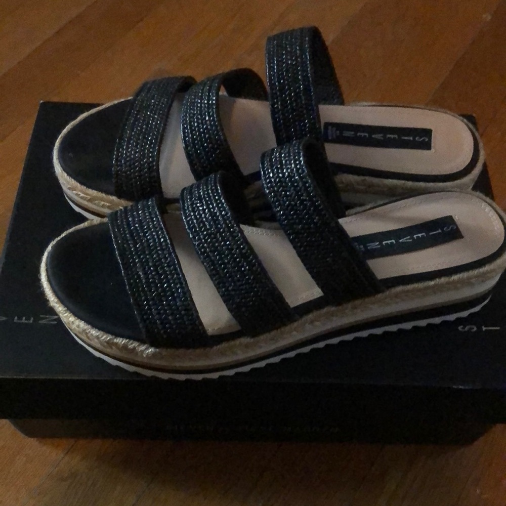 Steve Madden platform sandals